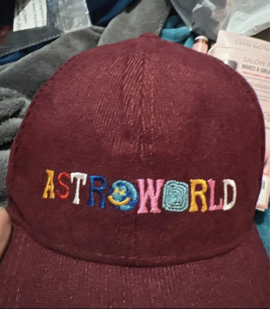 Cap astroworld bordo