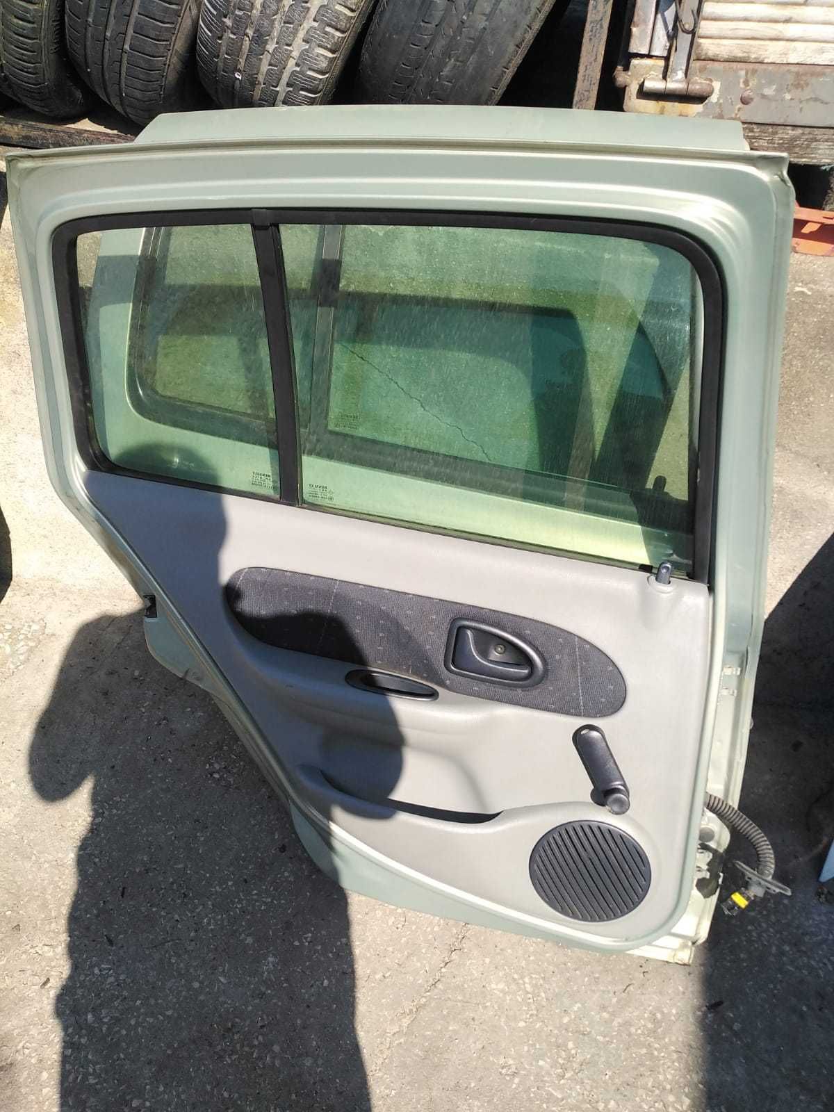Porta Trás Esquerda Renault Clio II Fase II 1.5 Dci de 2002