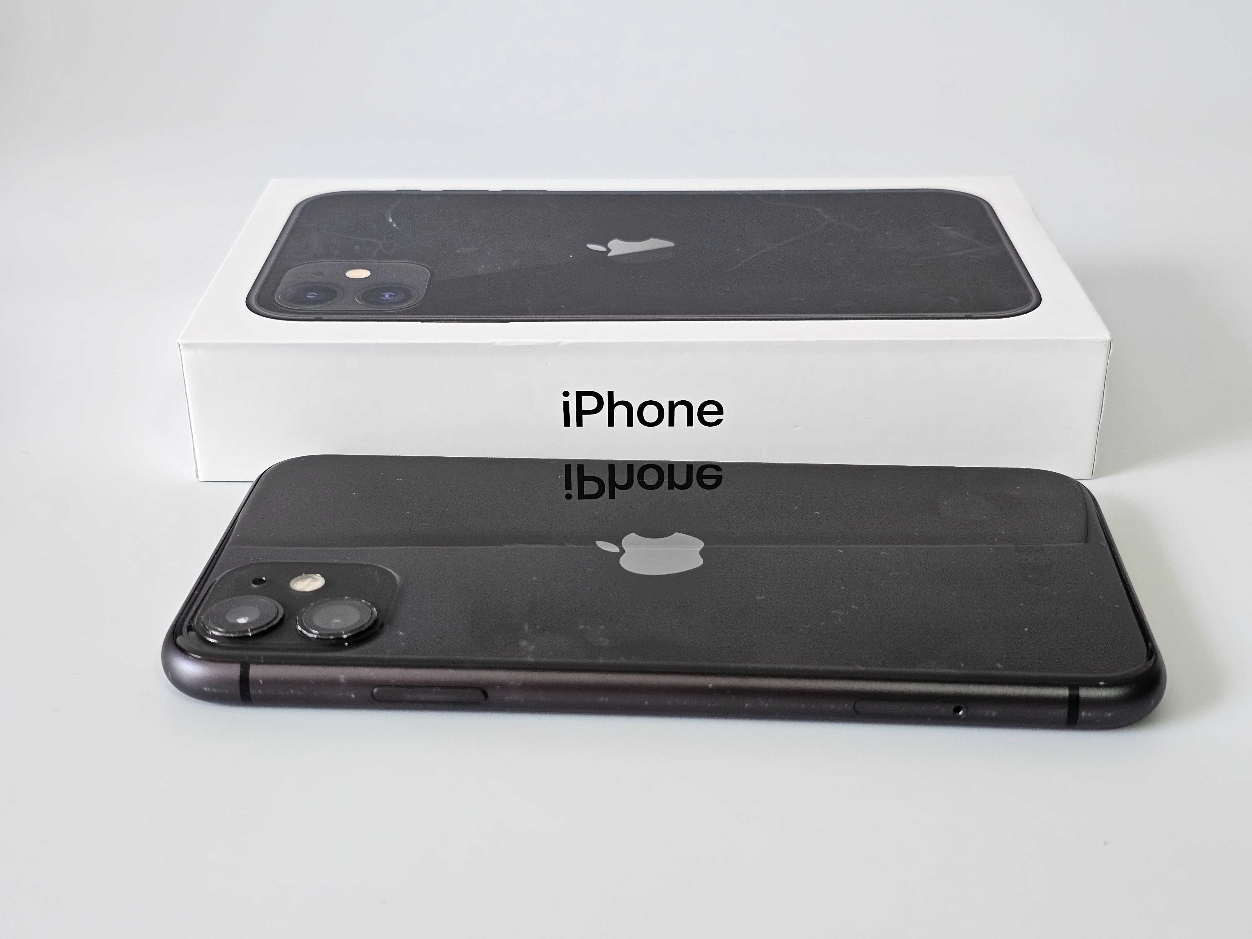 Iphone 11 com 128Gb em ótimo estado. Bateria a 73%. Tudo de origem