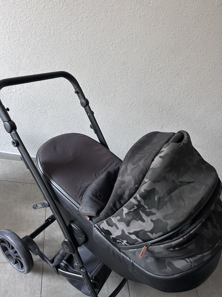 Візок коляска  anex hide m /type 2 в 1 люлька та прогулянковий блок