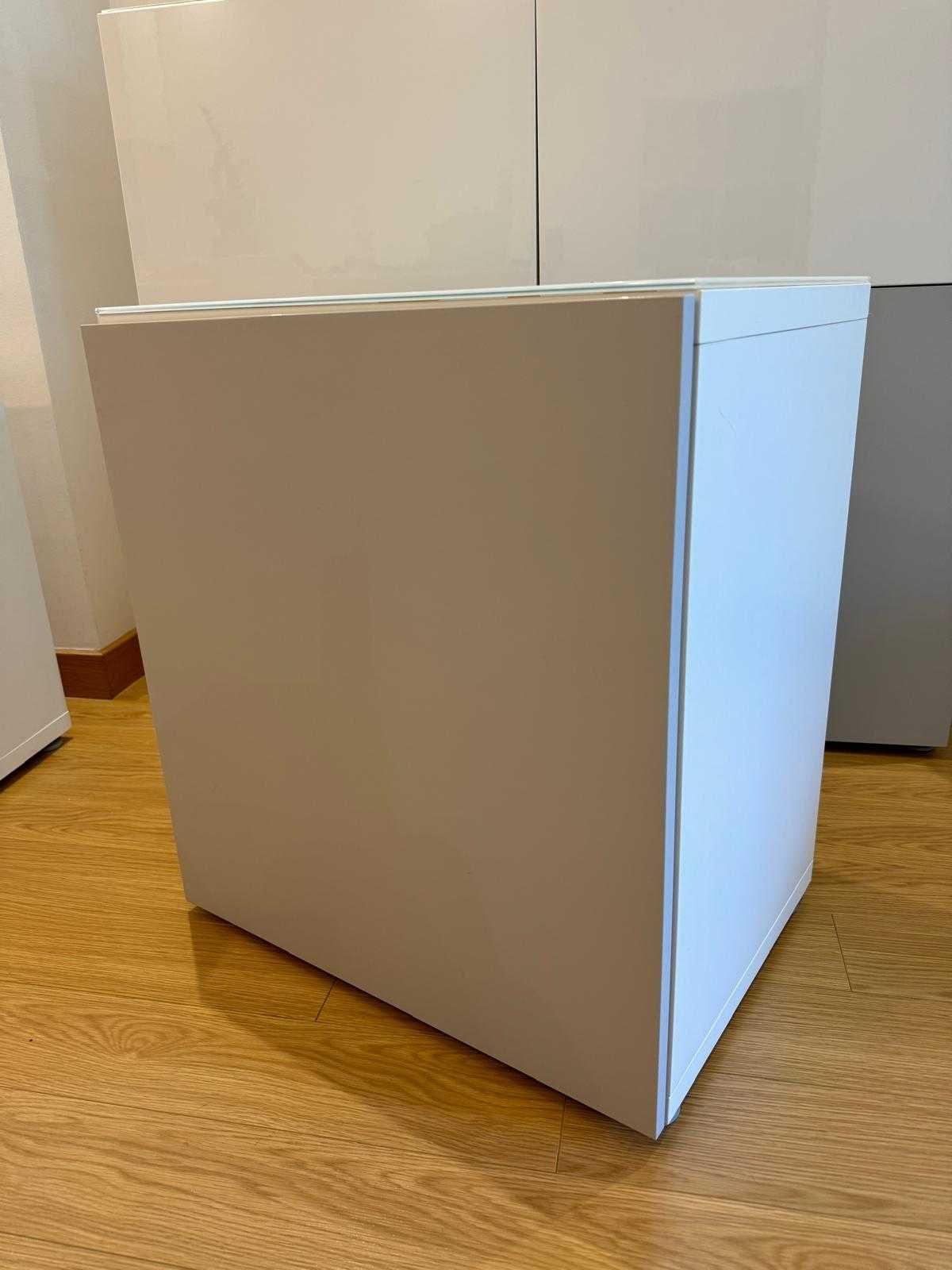 Móveis de Sala - IKEA BESTA