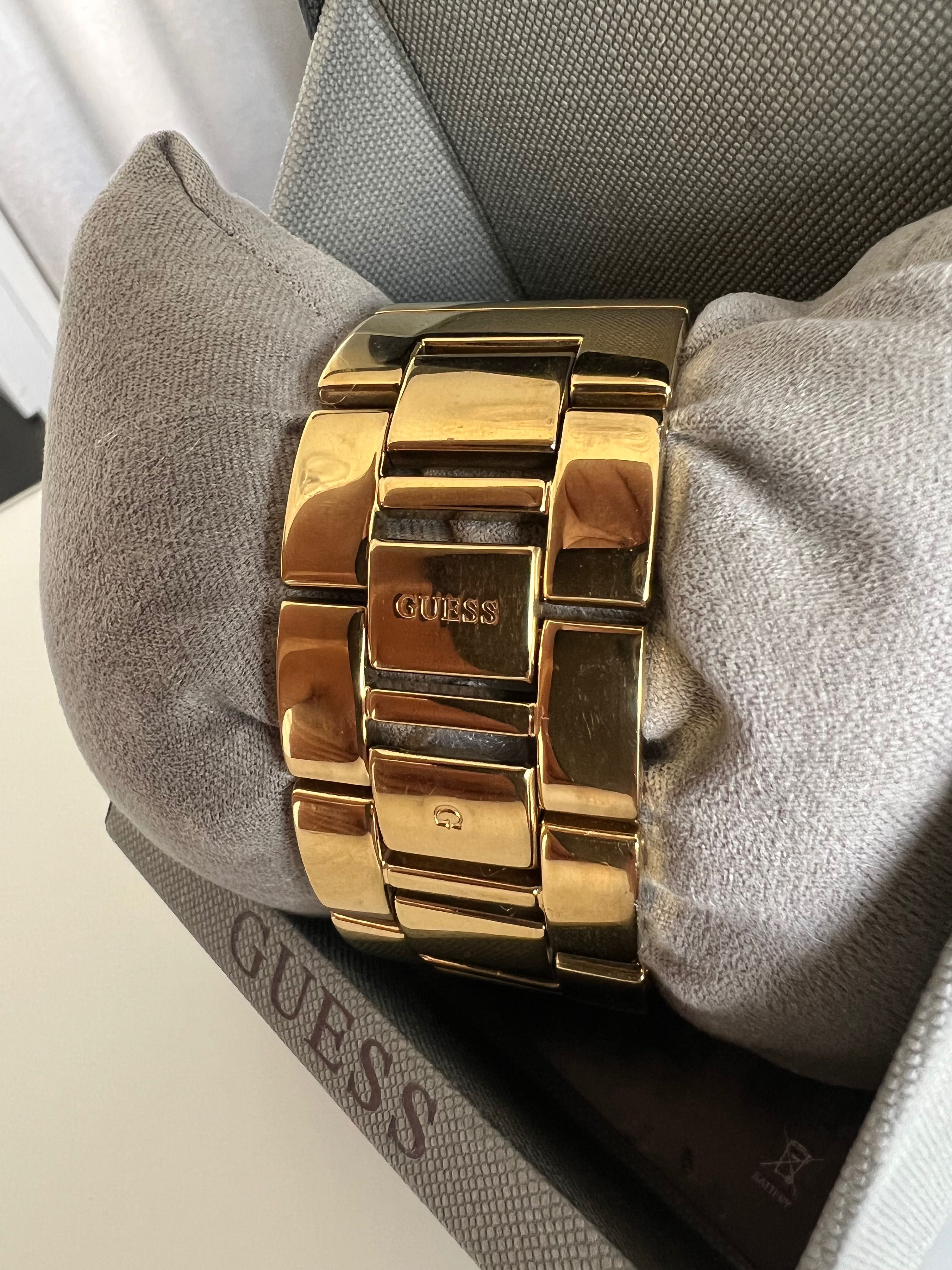 Годинник Guess W12615L1 (новий)