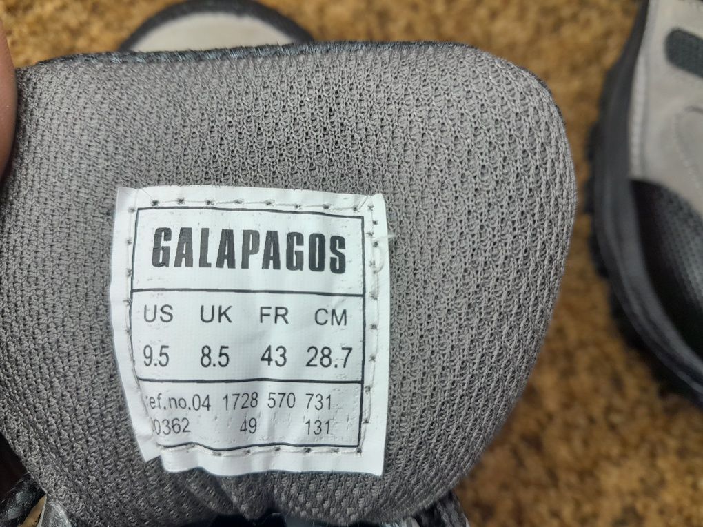 Кросівки трекінгові оригінал Galapagos 43 розмір.