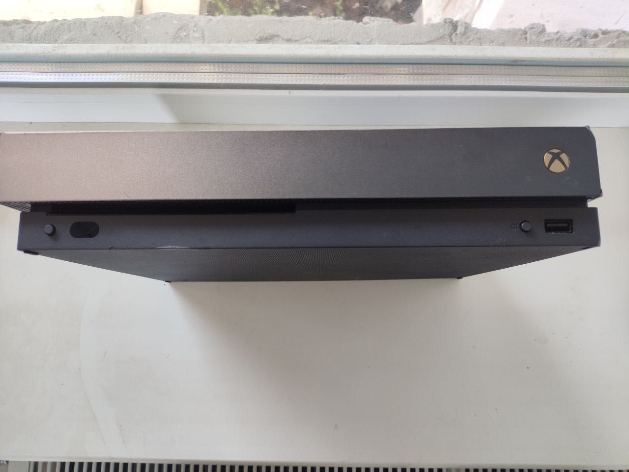 X box one x 1 терабйт ліміт версія