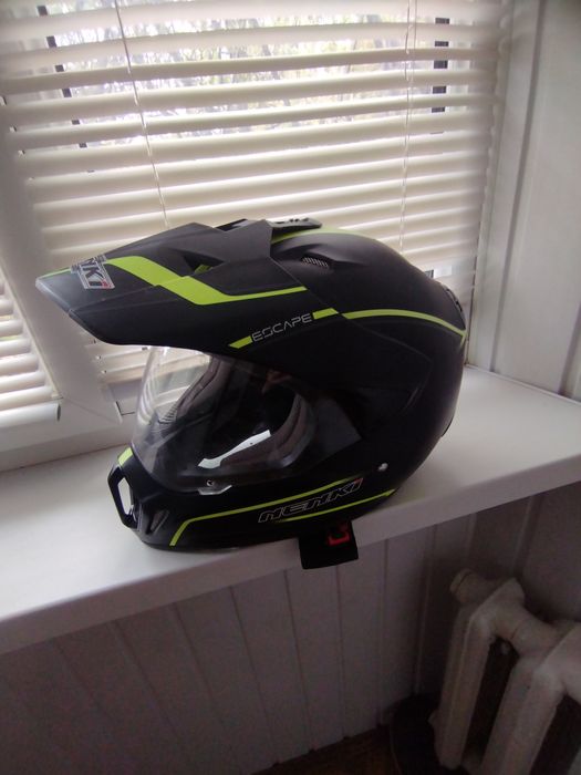 Продам шлем за 2.600 торг