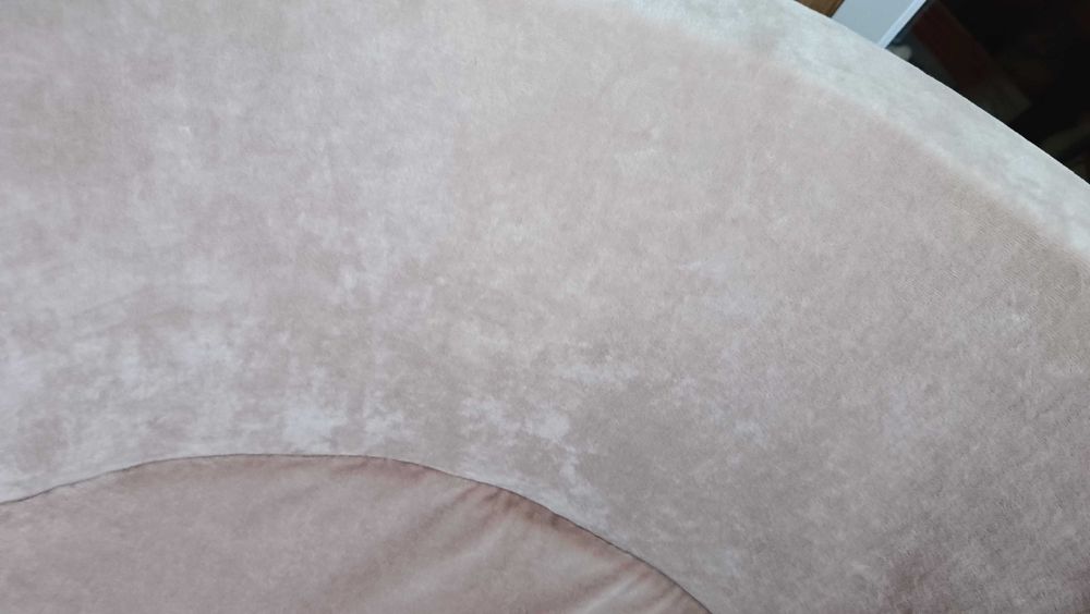 Suchy basen z piłkami