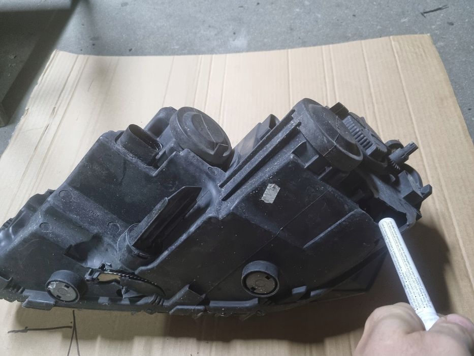 Vw passat b7 lampa prawa przód europa 3ab941006