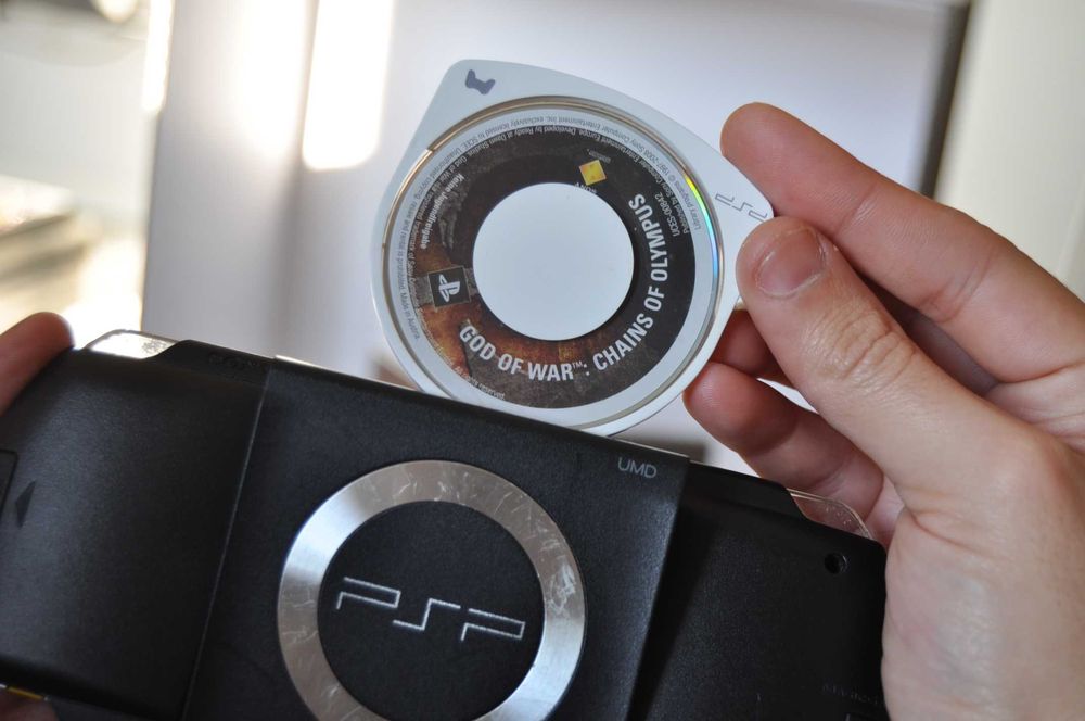 God of War: Chains of Olympus - Platinum - Playstation Portable