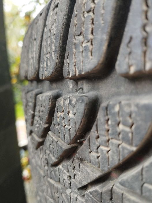 Sprzedam zimowe opony 205/55 R16
