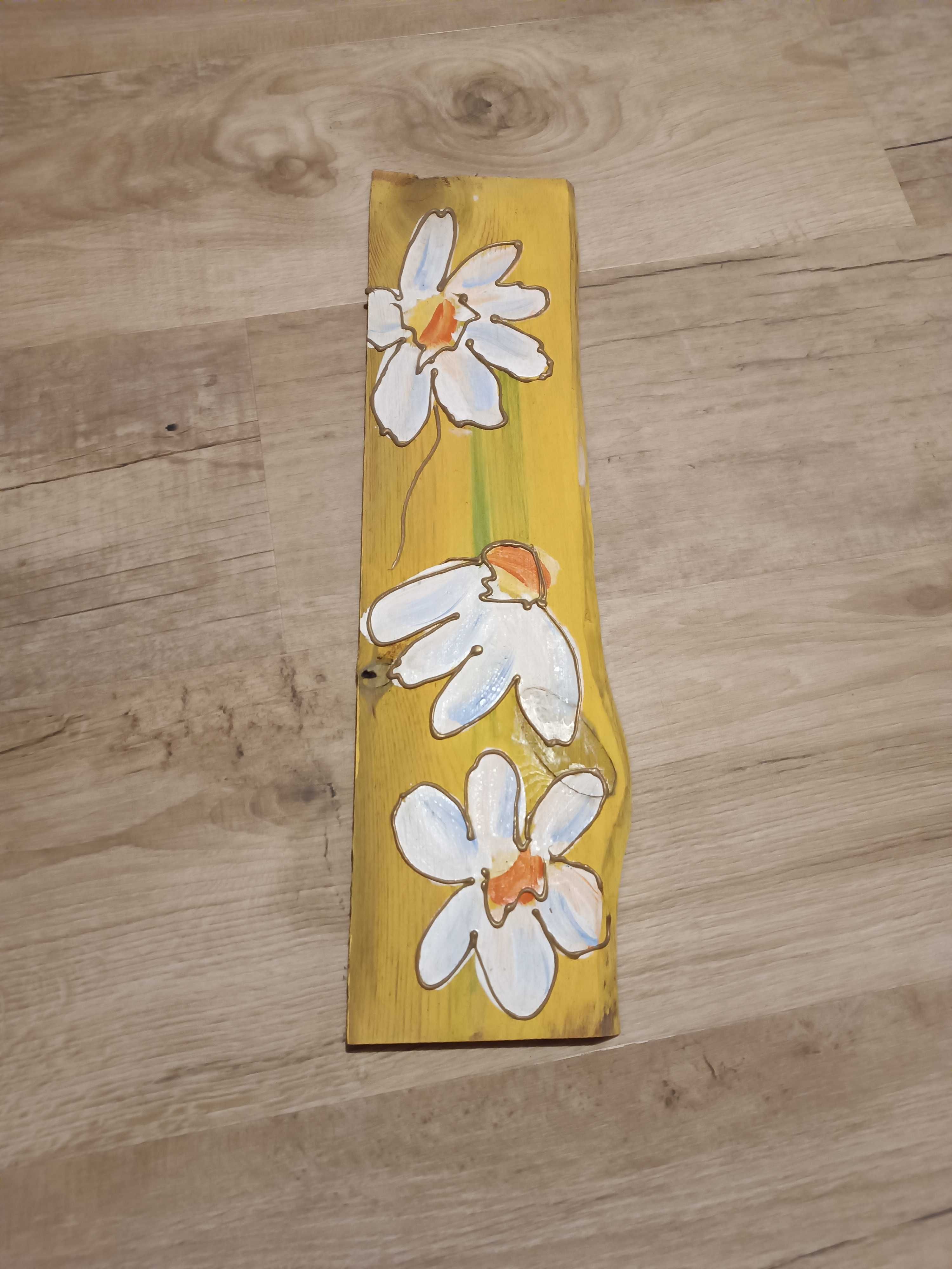 Obrazek drewniany kwiaty na desce 59x15