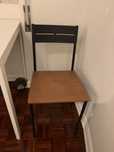 Cadeira como nova, do ikea, elegante, resistente e duradoura.
