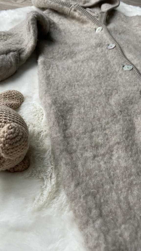 Konges Sløjd beżowy kombinezon 100% merino rozmiar 68/74