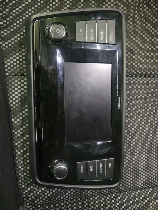 Radio skoda octavia 3