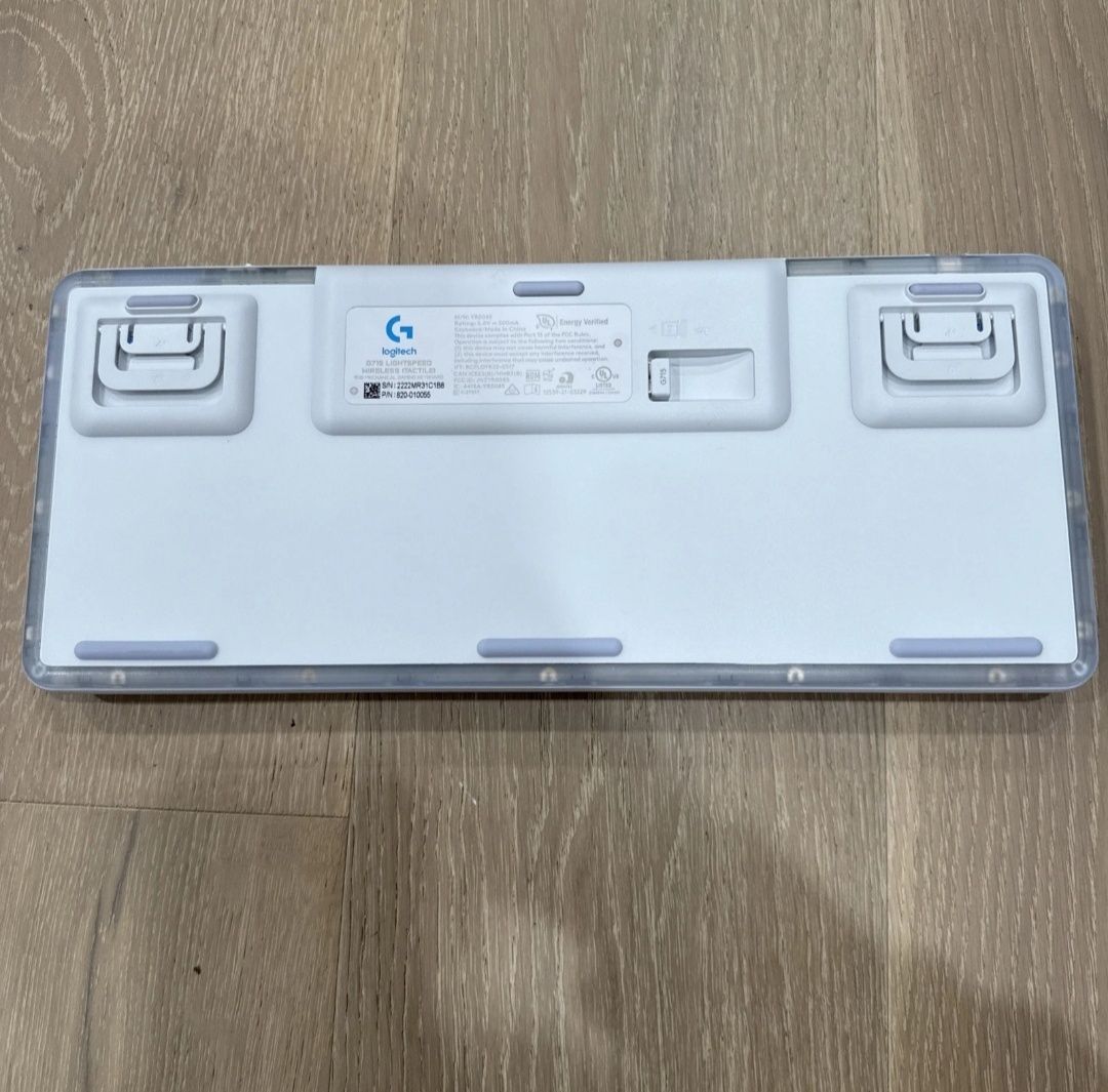 Продам клавіатуру logitech g715 aurora edition