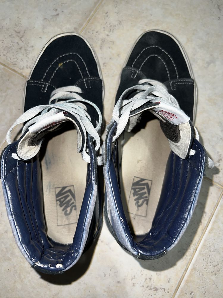 Продам кеды vans