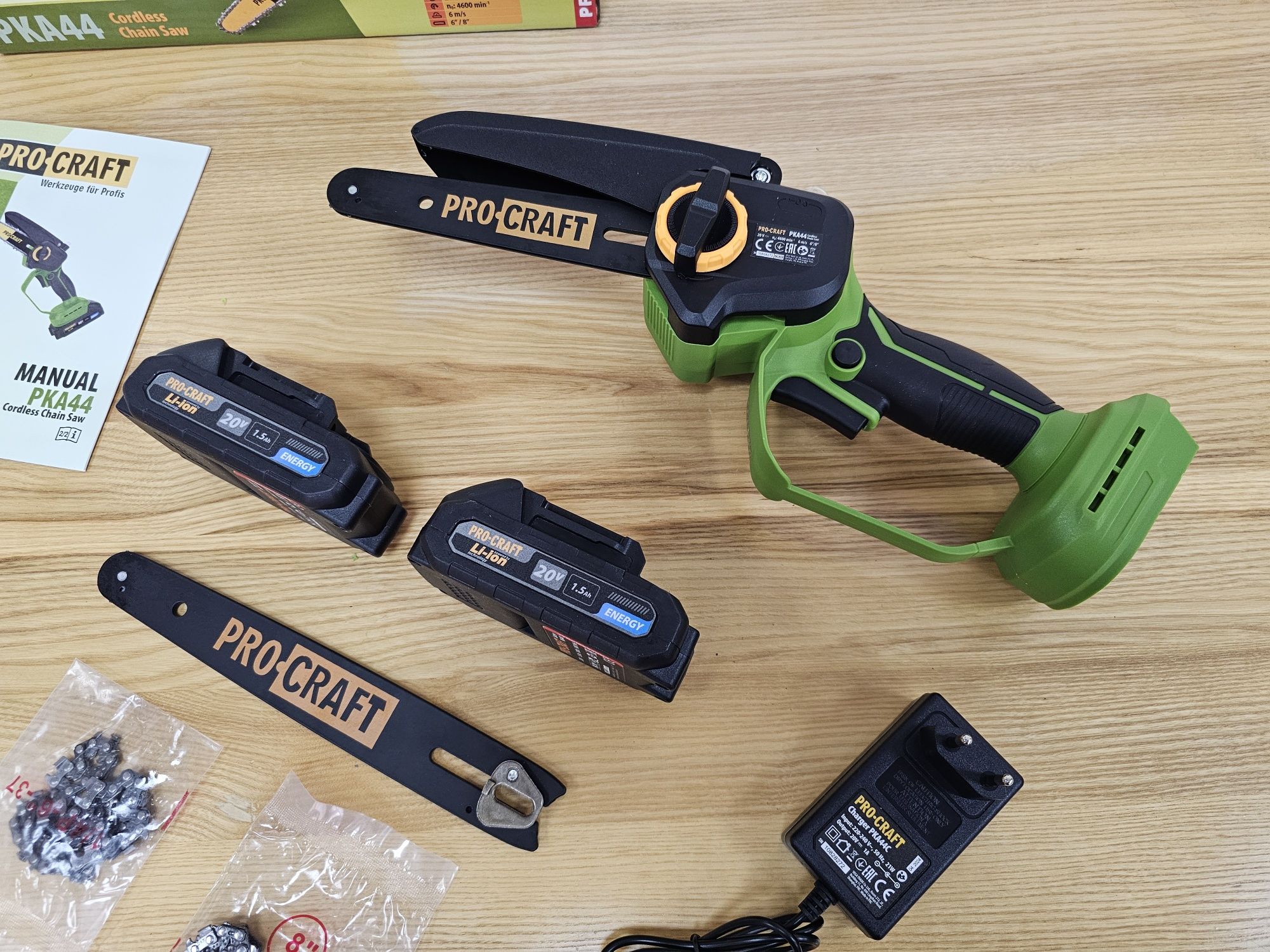 ProCraft PKA44 Мини Пила Аккумуляторная +2Акб+2Шины+2Цепи Подача масла