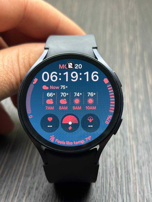 Смарт-годинник Samsung Galaxy Watch6 44mm eSIM