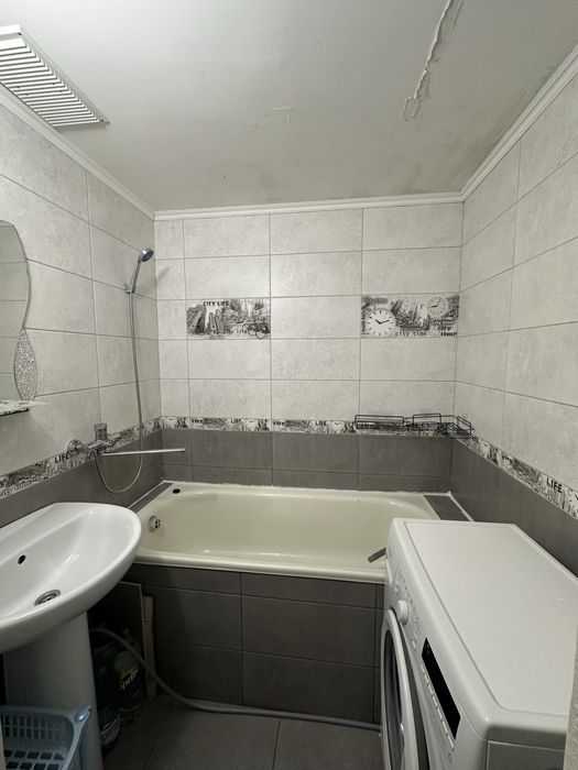 Терміновий Продаж 2к квартири мкр каскад готова до проживання.5 поверх