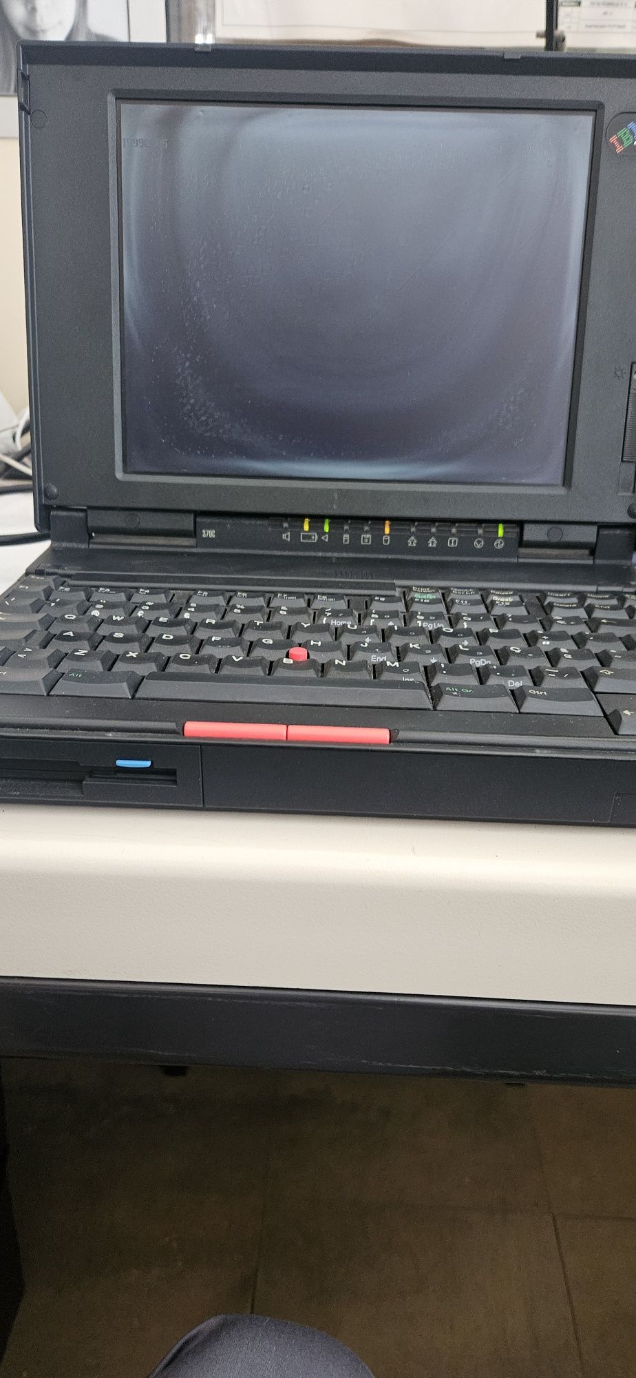 Computador IBM ThinkPad 370c Vintage