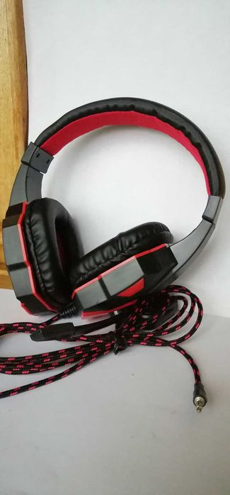 Гарнітура SOYTO SY830MV: сабвуфер, шумозаглушення, регулятор гучності