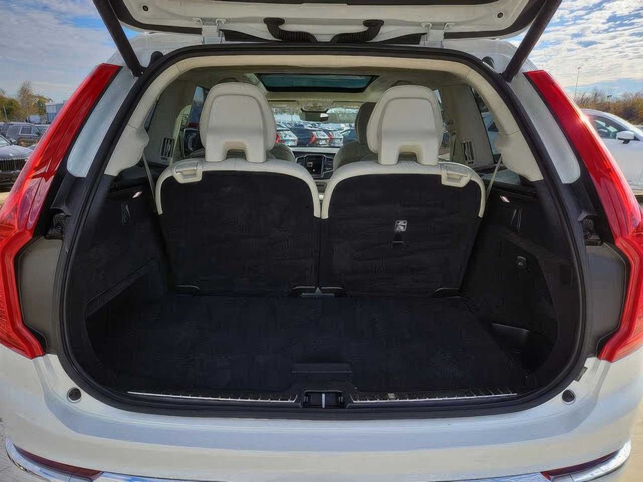 Volvo XC90 B6 Ultimate Bright      2024
