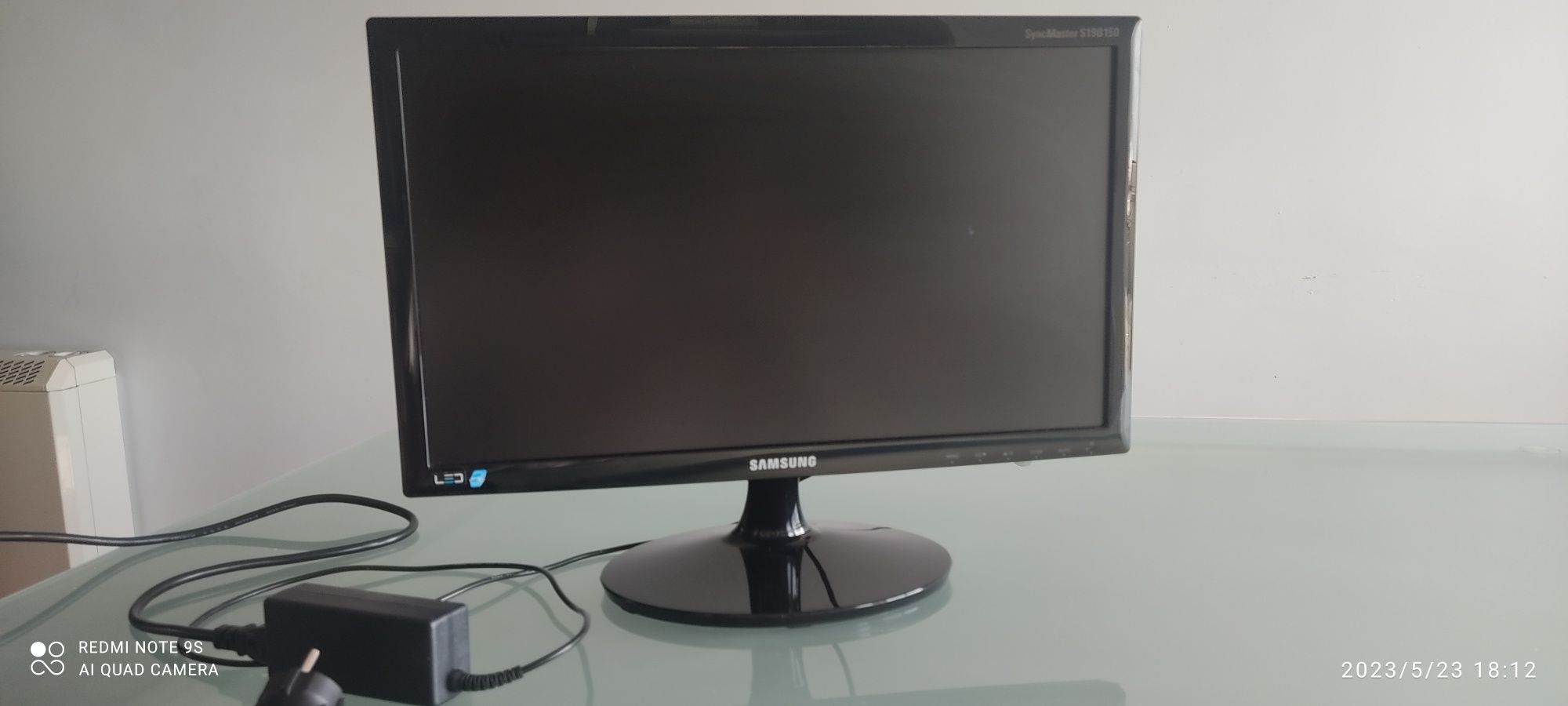 Monitor Samsung 19"