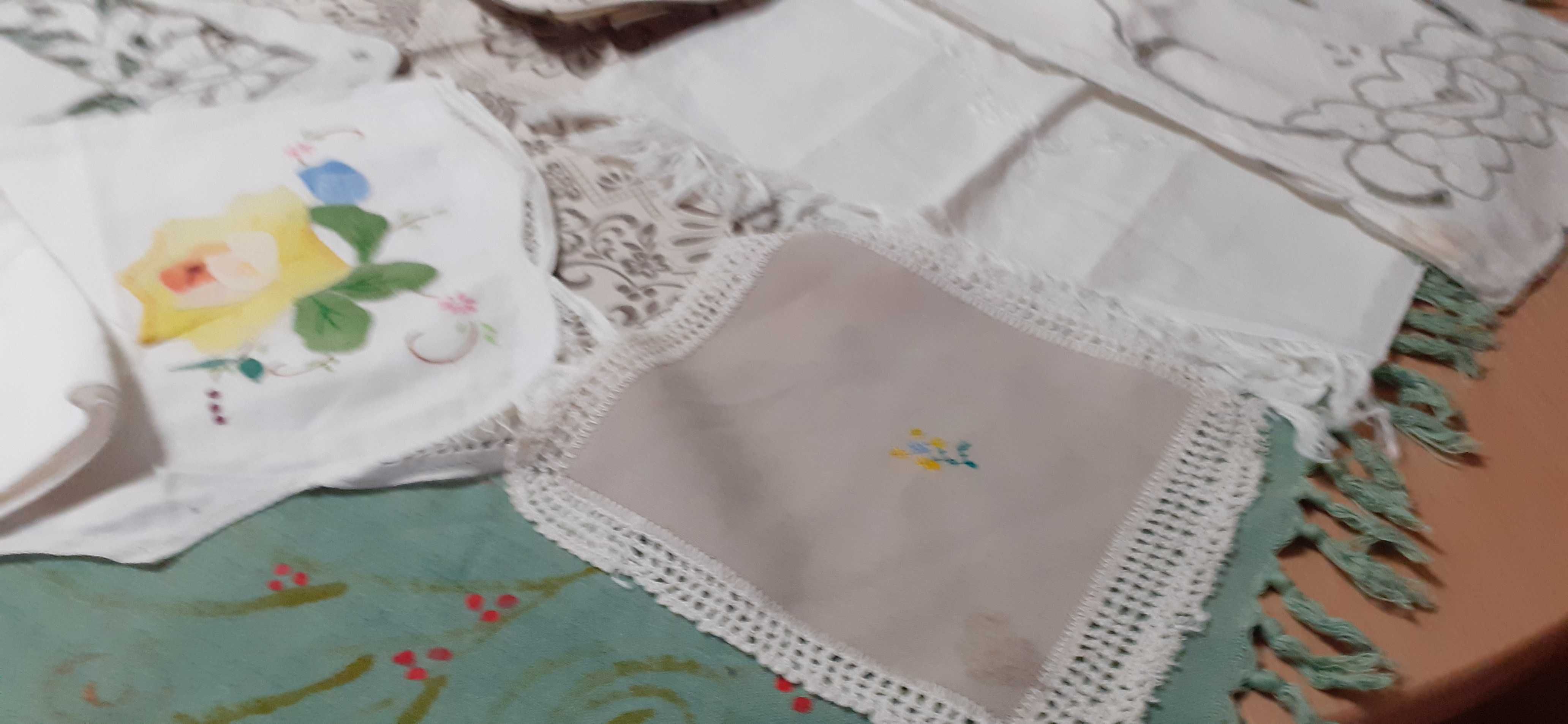 Conjunto de vários panos em linho e tecido (valor por todos)