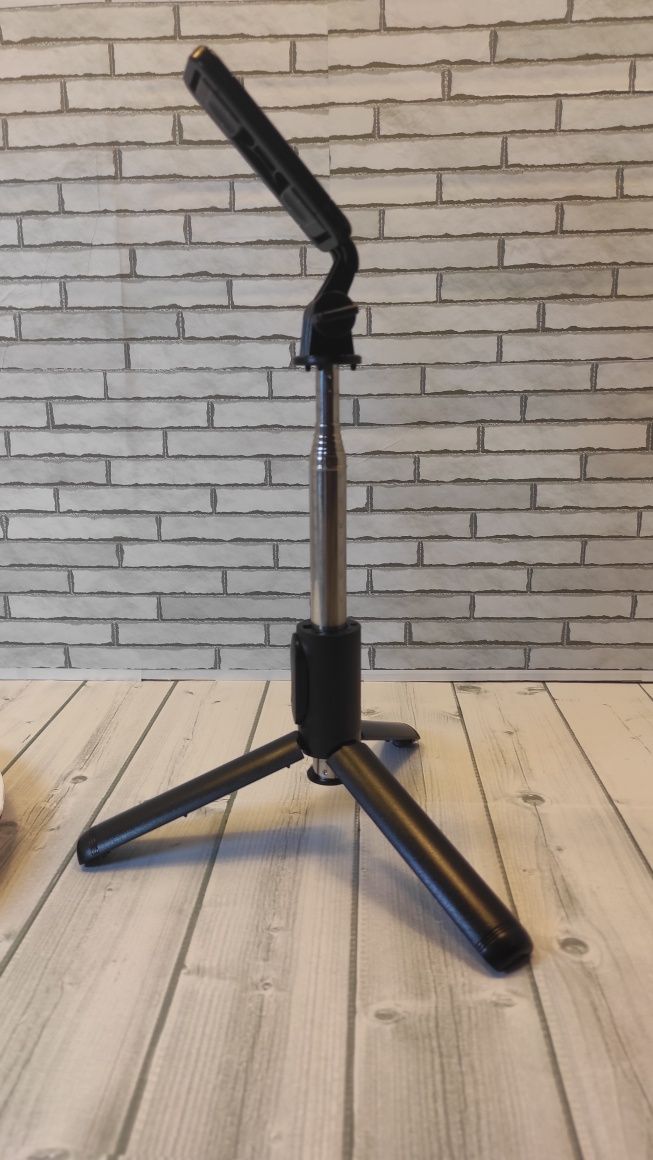 Селфі палка Monopod-Tripod Bluetooth