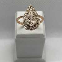 Золотое кольцо  с бриллиантами