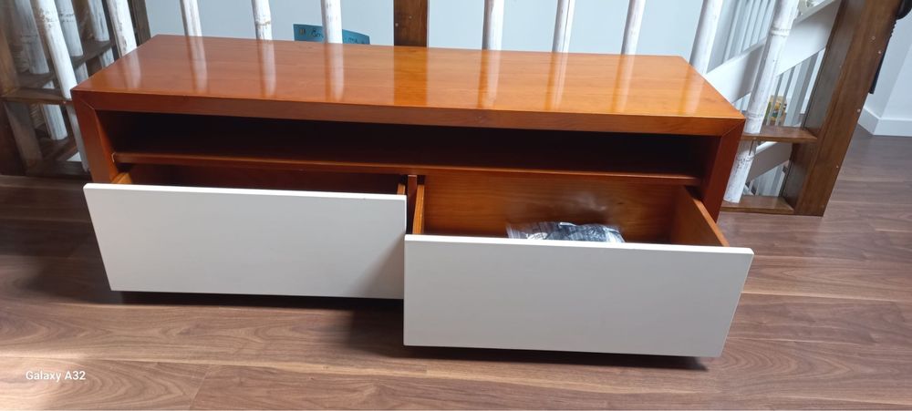 Movel TV + movel suspenso