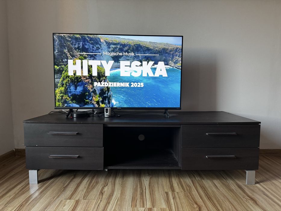 Szafka rtv pod telewizor