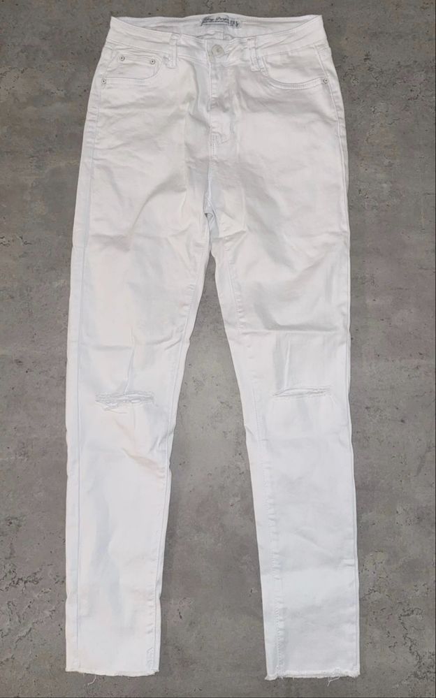 białe jeansy skinny dzinsy wyszywane logo nowe!!