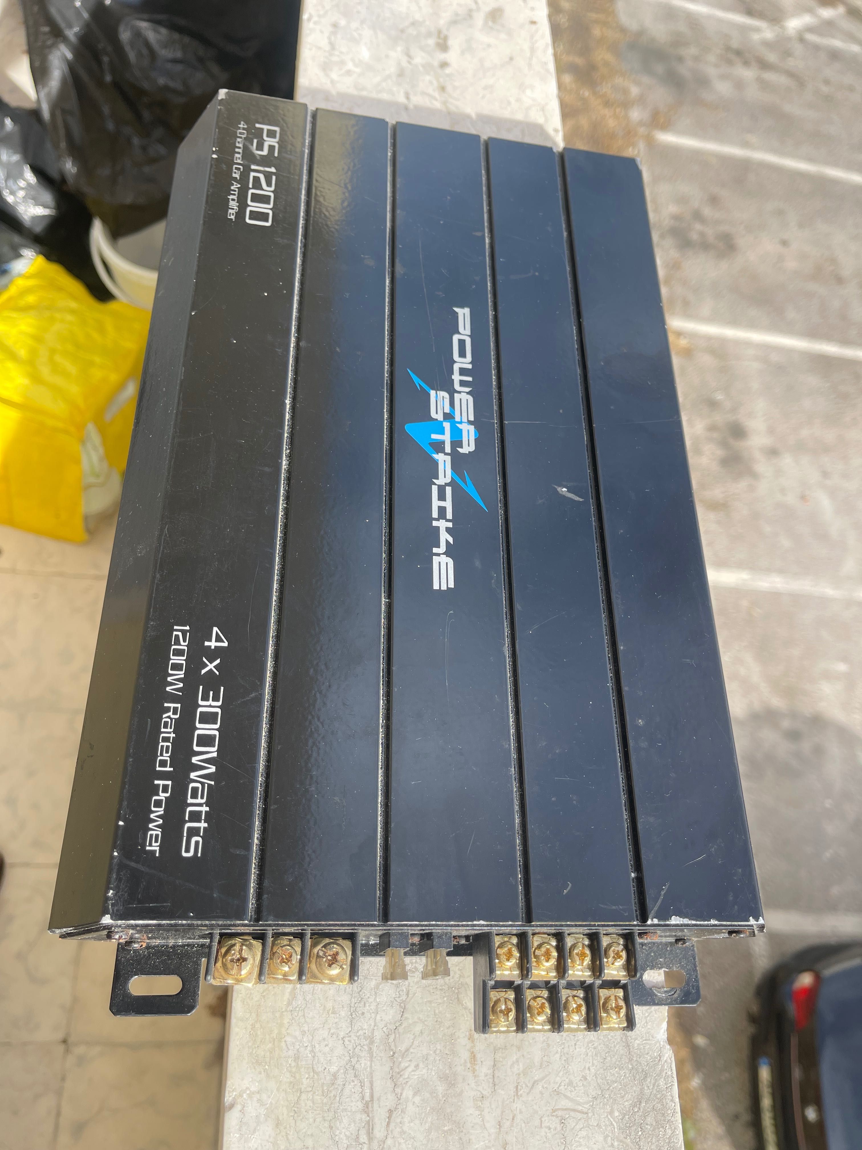 Amplificador 1200 Watts