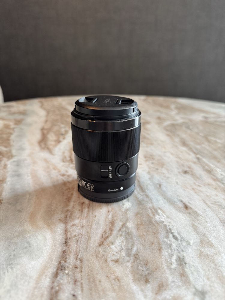 Sony 35mm 1.8 usada