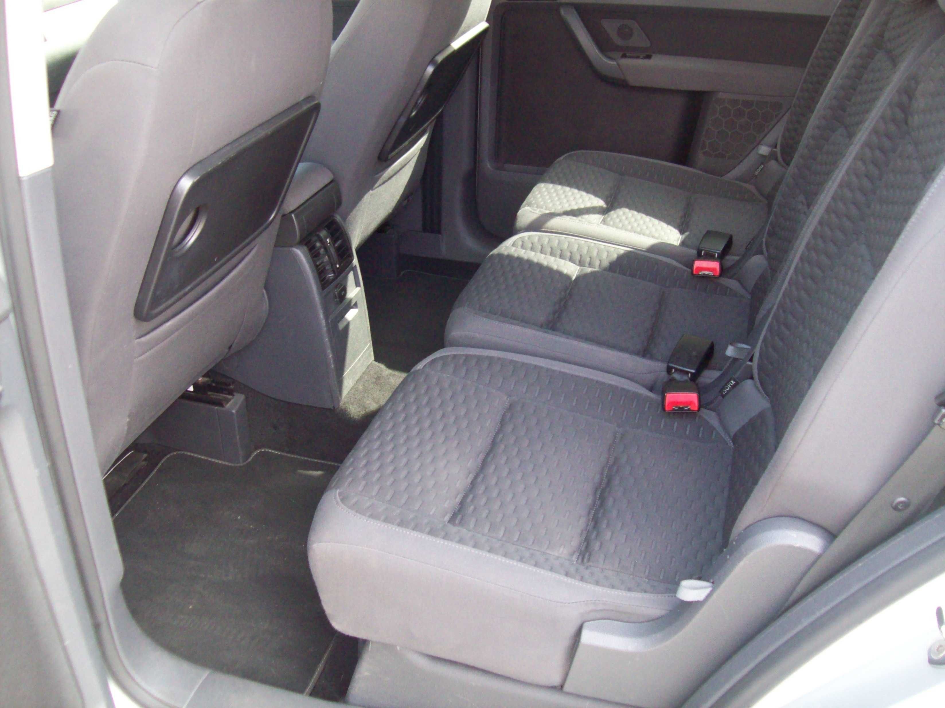 VW TOURAN 1,9 TDI/stan b.dobry/klimatronik