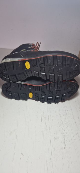 Salewa  42.5.          .