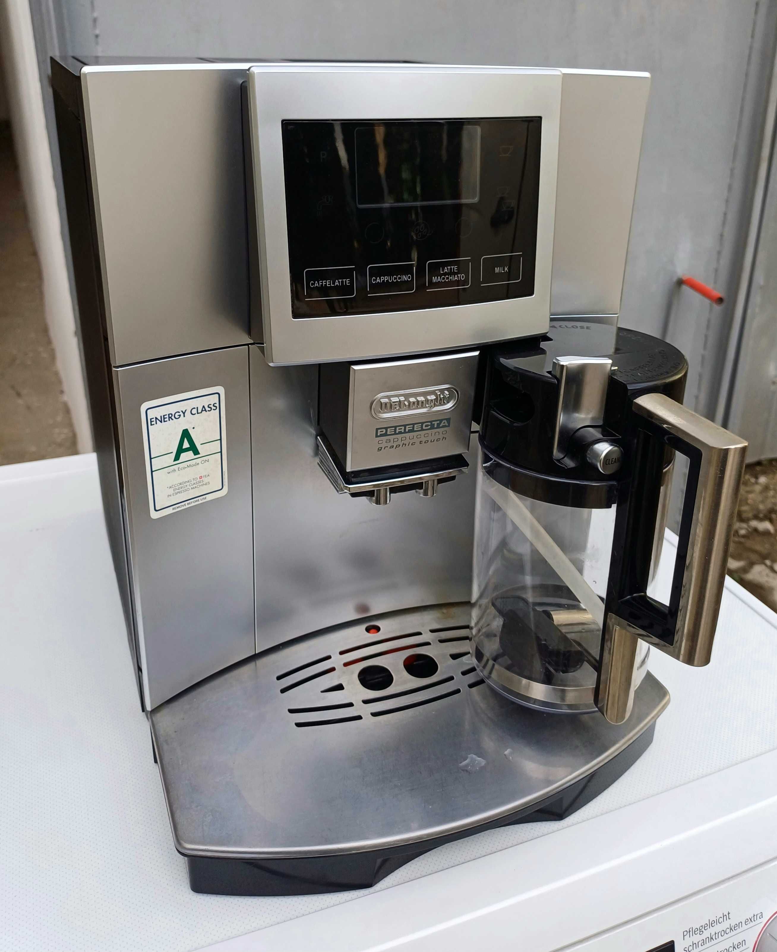 Кавомашина  Delonghi Perfecta Cappuccino Graphic Touch ESAM 5600