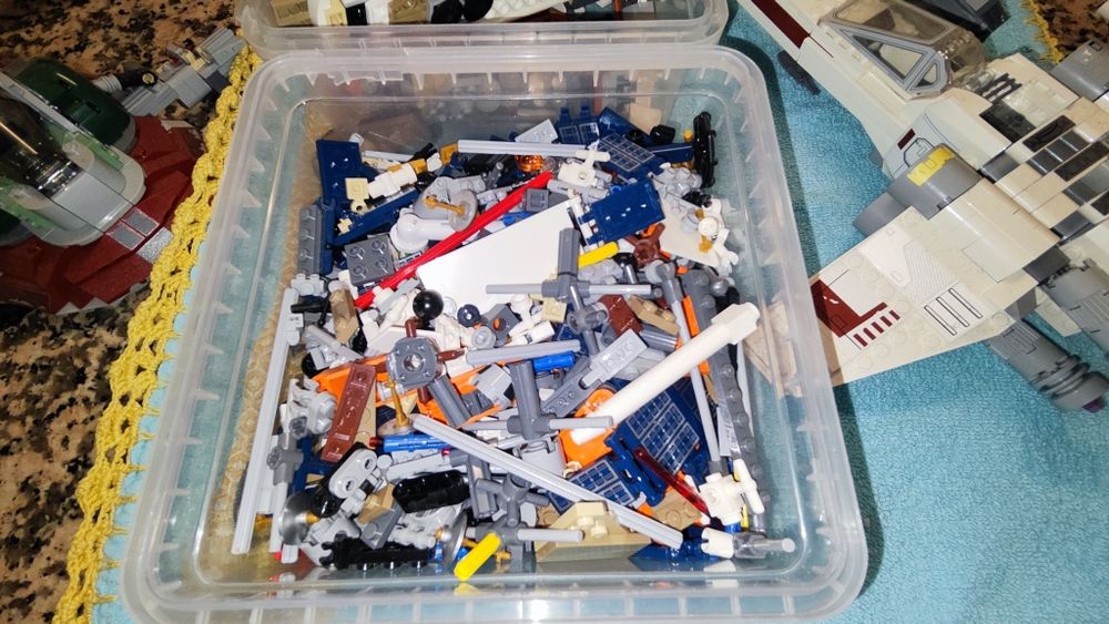 75333 X wing Luke incompleto
