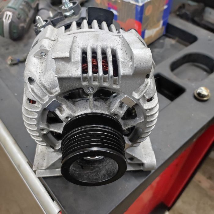 Alternador novo Mercedes A 140