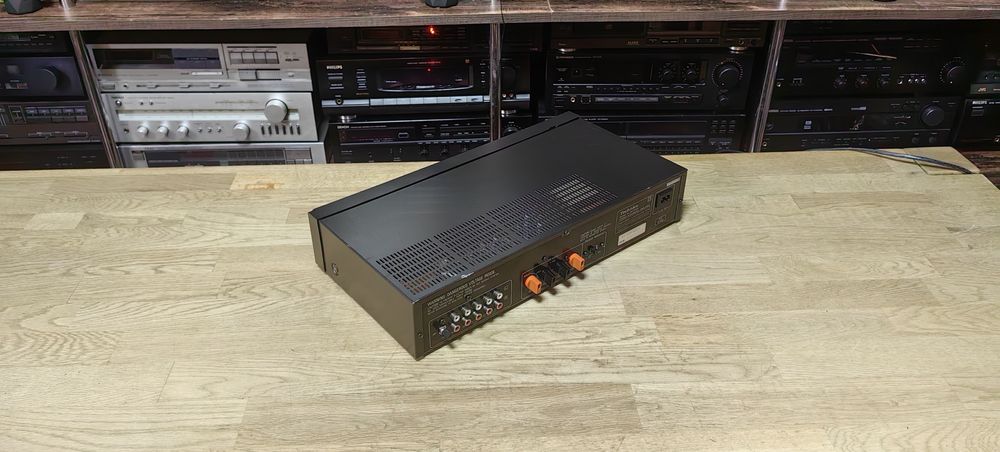 Підсилювач Technics SU-Z200/4Ω