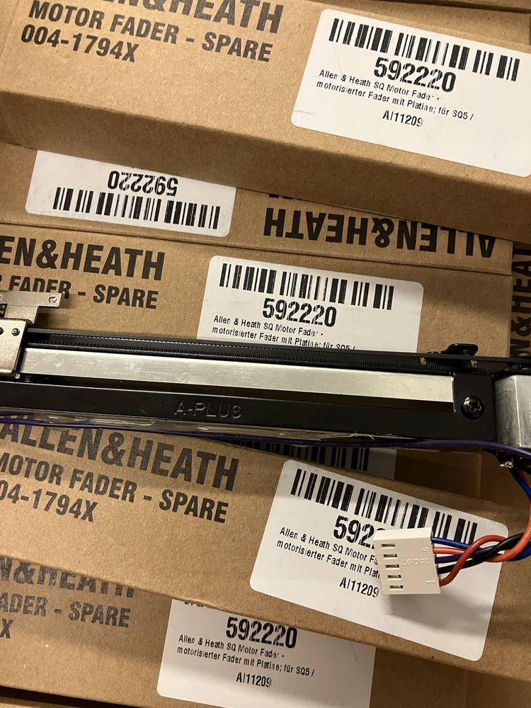 Allen&Heath motor fader zestaw