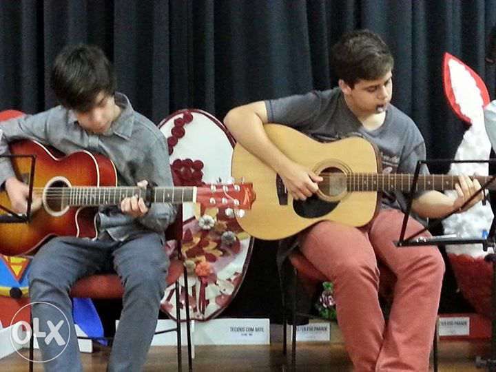 Aulas de Guitarra em Espaço Próprio ou a tua casa