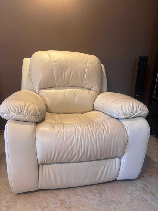 Fotel skórzany rozkładany z funkcją relaksu AGATA MEBLE