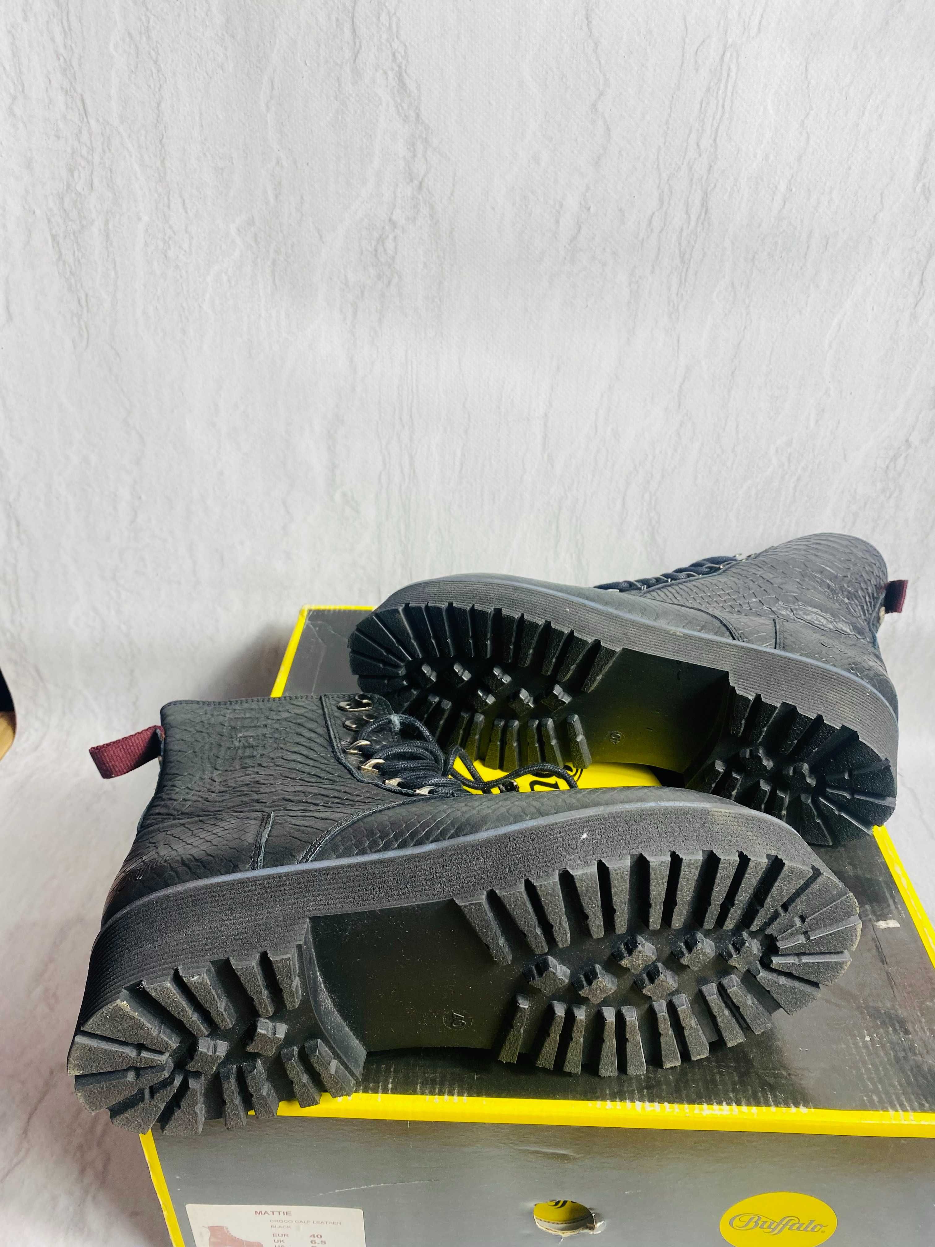 Buty kozaki Buffalo r. 40