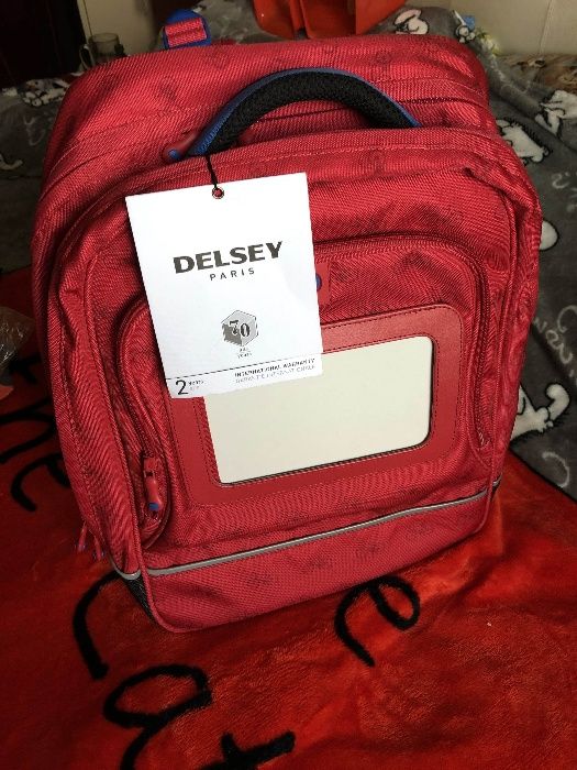 Новый большой рюкзак Delsey