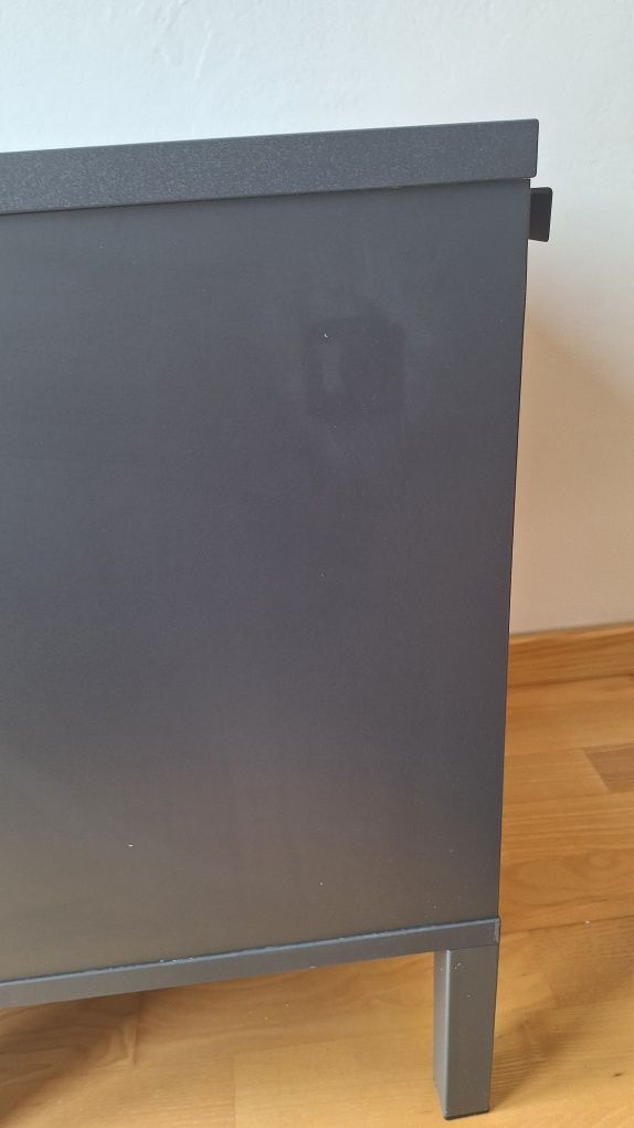 Szafki nocne w stylu loft