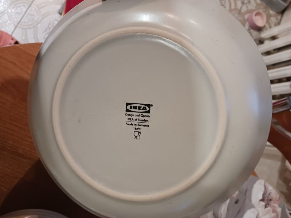 Продам посуду состояние хорошее