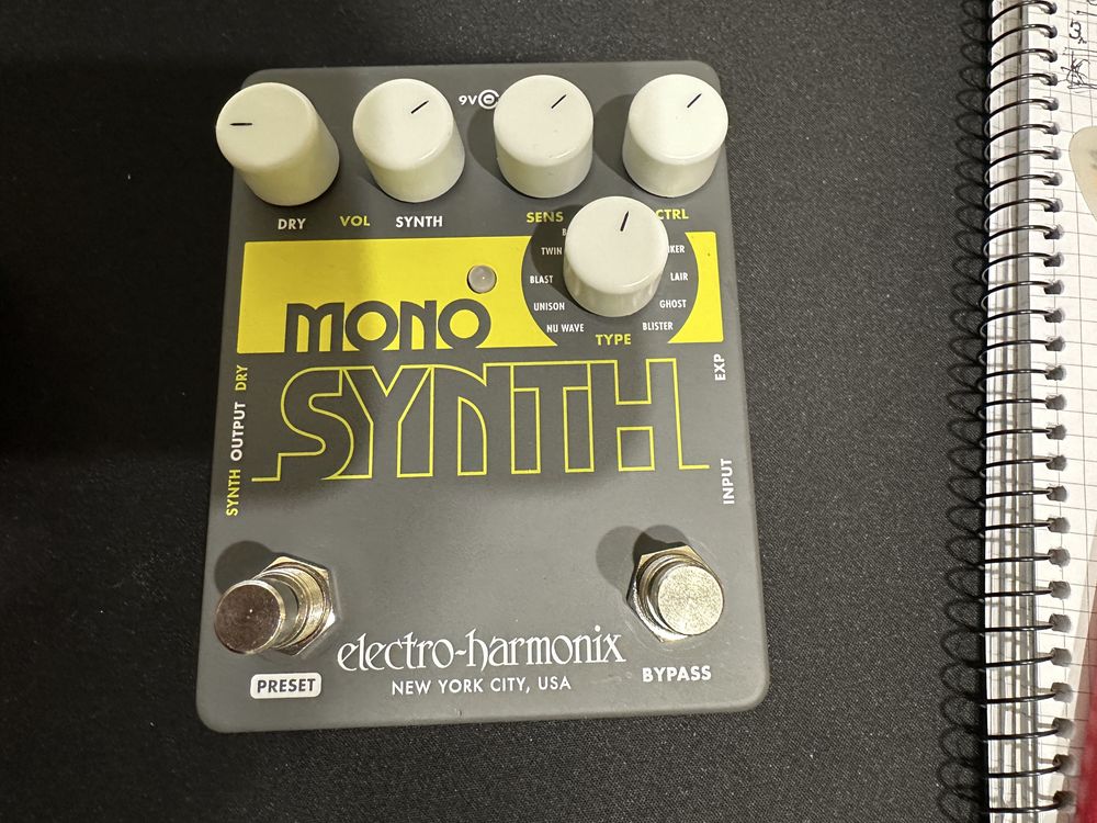 Педаль гітарна EHX mono synth