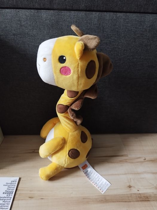 Tańcząca, gadająca żyrafa jak słynny kaktus