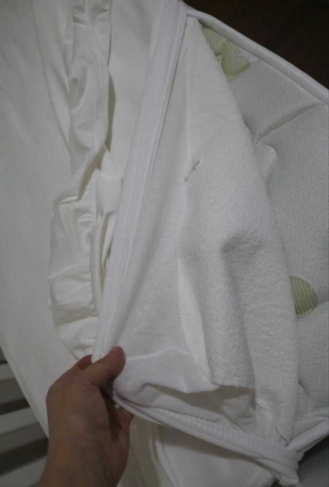 Berço bebé+ colchão+ protetor colchão+edredom com capa